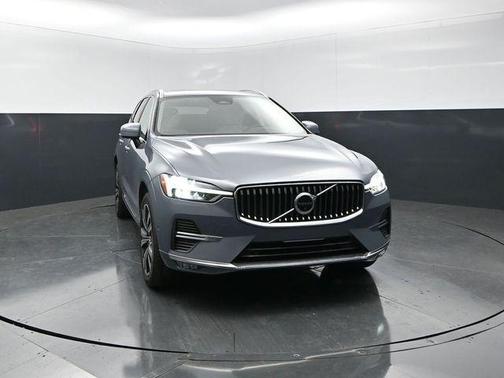 Gray Metallic 2023 Volvo XC60 B5 Plus Bright Theme