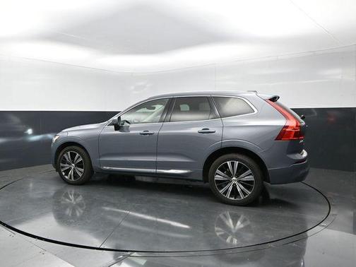 Gray Metallic 2023 Volvo XC60 B5 Plus Bright Theme