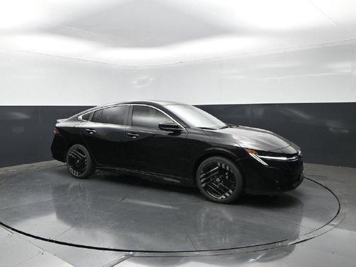 Black 2027 Nissan Sentra SR