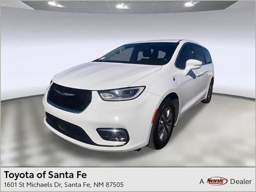 2022 Chrysler Pacifica Hybrid Touring L