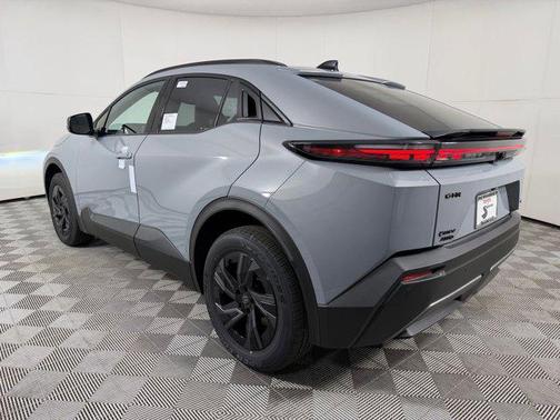 Gray 2026 Toyota C-HR SE