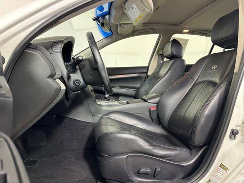 2012 INFINITI G37x Base