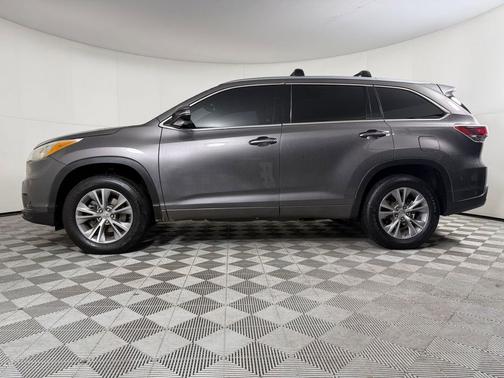 Predawn Gray Mica 2015 Toyota Highlander XLE