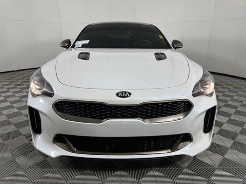 2020 Kia Stinger GT-Line