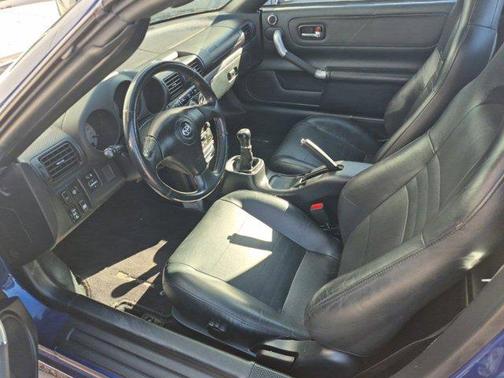 2004 Toyota MR2 Base