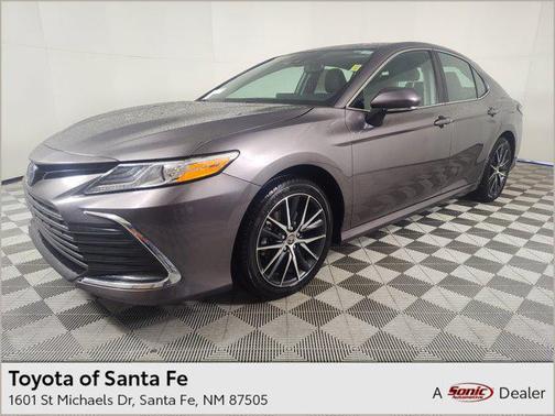 2024 Toyota Camry Hybrid XLE