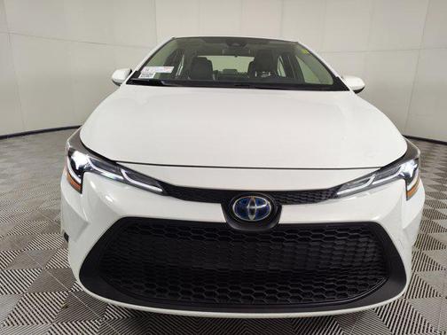 2022 Toyota Corolla Hybrid LE