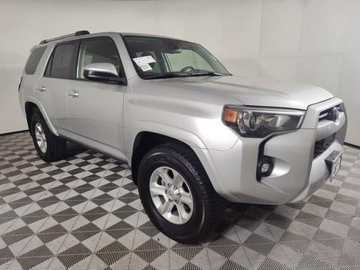 2022 Toyota 4Runner SR5