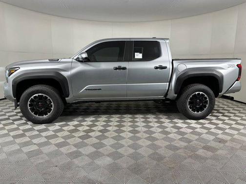 2025 Toyota Tacoma Hybrid TRD Off Road