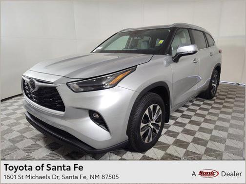 2025 Toyota Highlander XLE