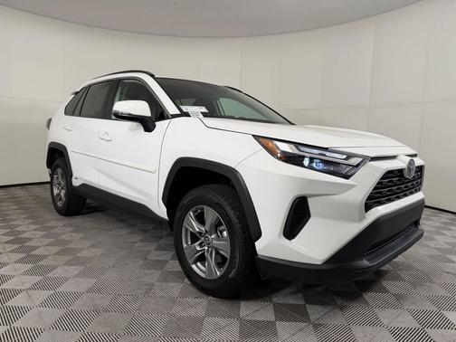 Ice Cap 2024 Toyota RAV4 Hybrid LE
