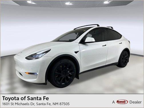 2022 Tesla Model Y Long Range Dual Motor All-Wheel Drive