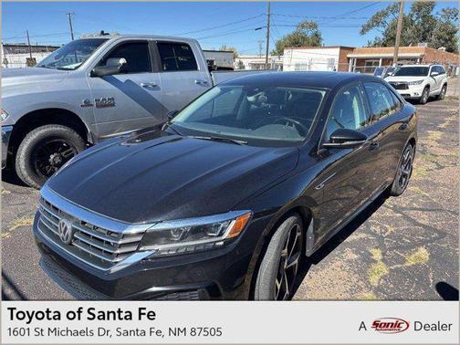 2020 Volkswagen Passat 2.0T R-Line