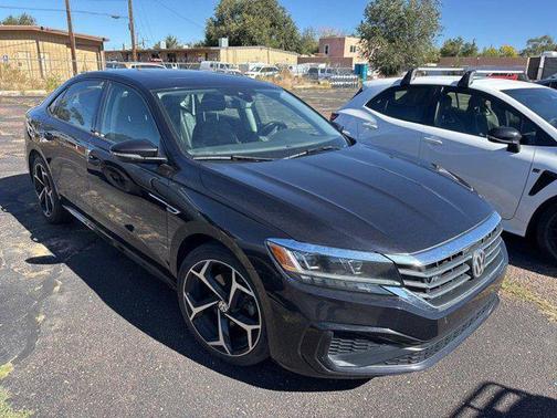 2020 Volkswagen Passat 2.0T R-Line