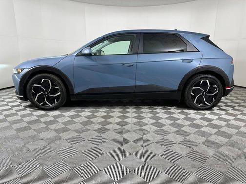 2022 Hyundai IONIQ 5 SE