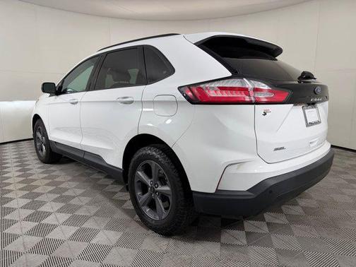 Oxford White 2023 Ford Edge SEL