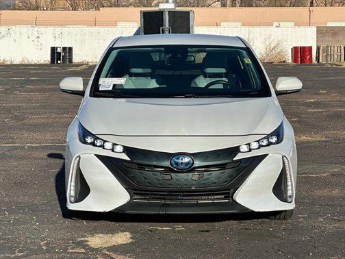2022 Toyota Prius Prime LE
