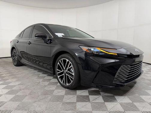 Midnight Black Metallic 2025 Toyota Camry XLE