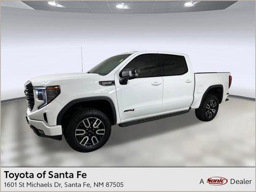 2023 GMC Sierra 1500 AT4
