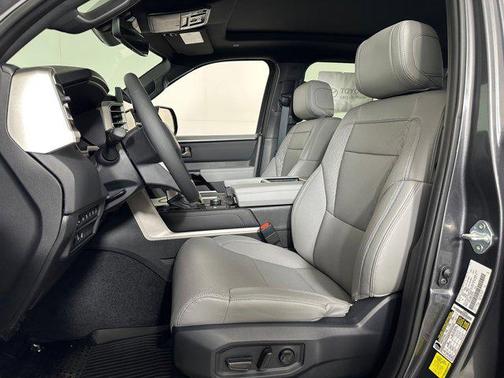 2025 Toyota Tundra Hybrid Limited