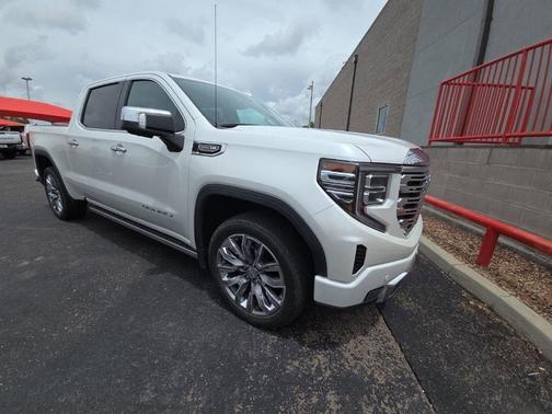 White Frost Tricoat 2022 GMC Sierra 1500 Denali