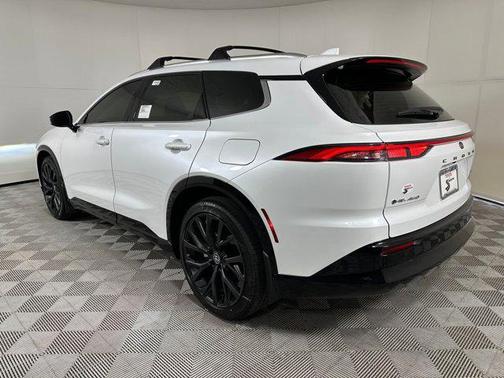 2025 Toyota Crown Signia Limited