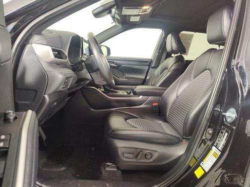 2024 Toyota Highlander XSE