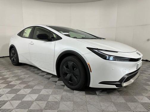 2026 Toyota Prius Plug-In Hybrid SE