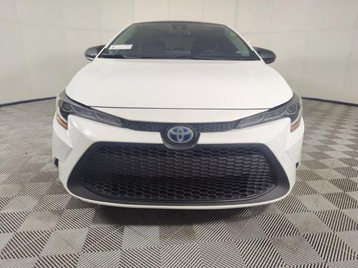 2020 Toyota Corolla Hybrid LE