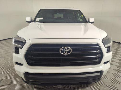 2025 Toyota Sequoia SR5