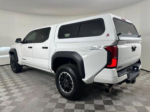 2025 Toyota Tacoma Hybrid TRD Off Road