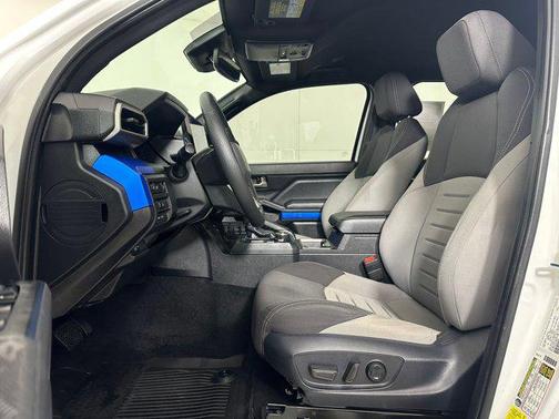 2025 Toyota Tacoma Hybrid TRD Off Road