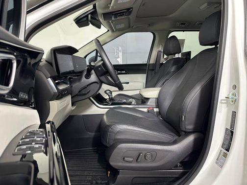 2023 Kia Carnival SX Prestige