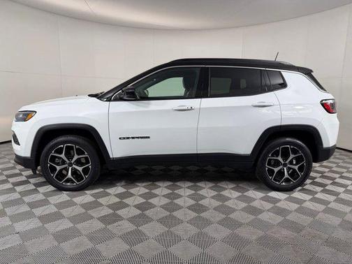 Bright White Clearcoat 2025 Jeep Compass Limited