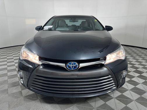 2016 Toyota Camry Hybrid XLE