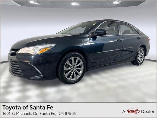 2016 Toyota Camry Hybrid XLE