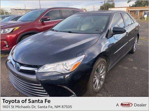 2016 Toyota Camry Hybrid XLE