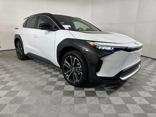 2025 Toyota bZ4X Limited