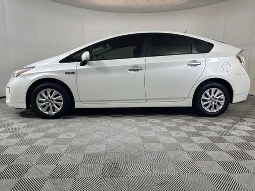 2012 Toyota Prius Plug-in Advanced
