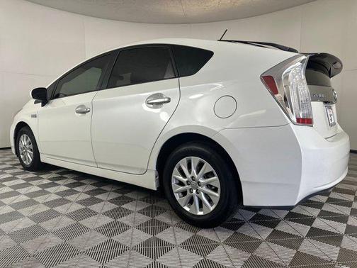 2012 Toyota Prius Plug-in Advanced
