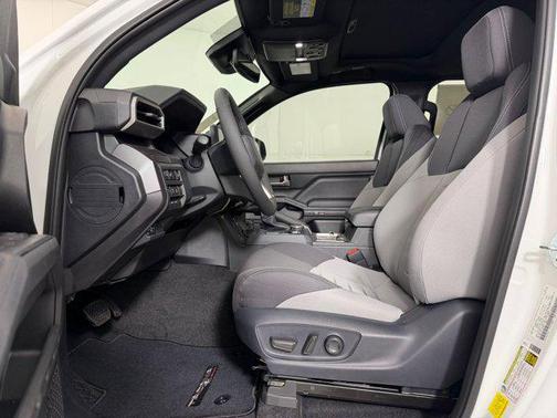 2026 Toyota Tacoma Hybrid TRD Off Road