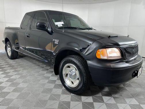 2000 Ford F-150 XLT SuperCab Flareside