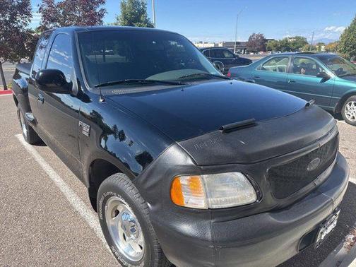 2000 Ford F-150 XLT SuperCab Flareside