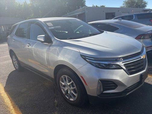Silver Ice Metallic 2022 Chevrolet Equinox 1LT