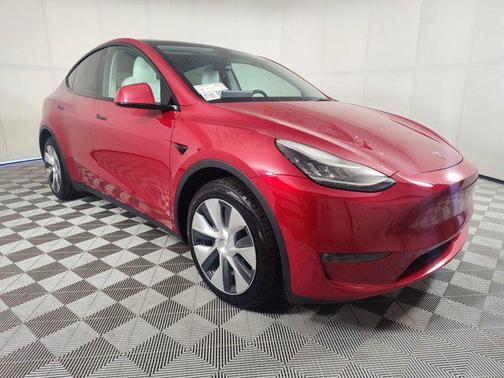 2022 Tesla Model Y Long Range Dual Motor All-Wheel Drive