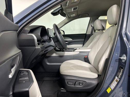 2024 Toyota Grand Highlander Hybrid XLE