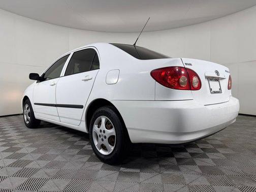 Super White 2007 Toyota Corolla CE