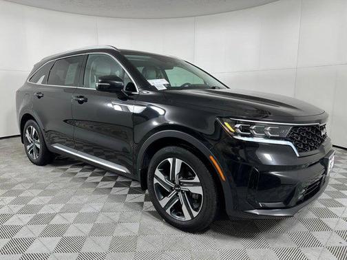 2022 Kia Sorento Plug-In Hybrid SX