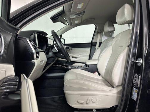 2022 Kia Sorento Plug-In Hybrid SX
