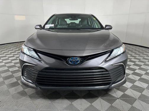 2021 Toyota Camry Hybrid XLE